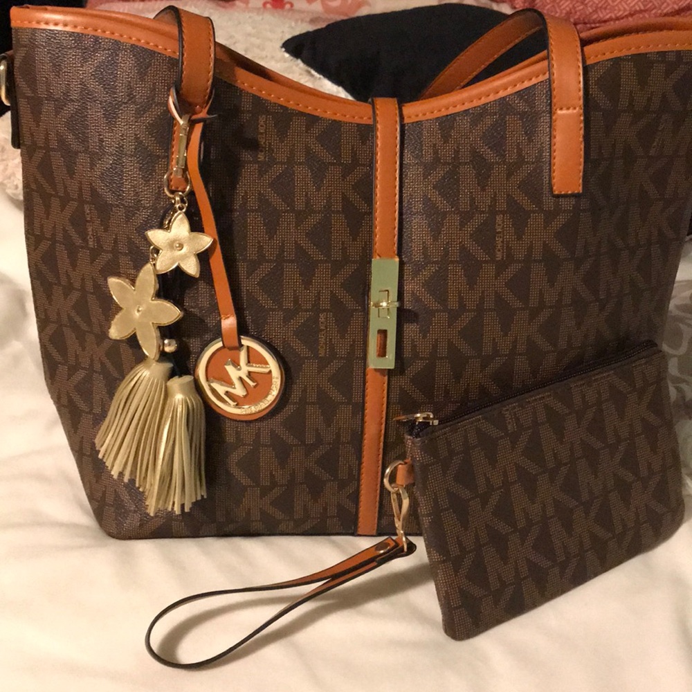 Handbag